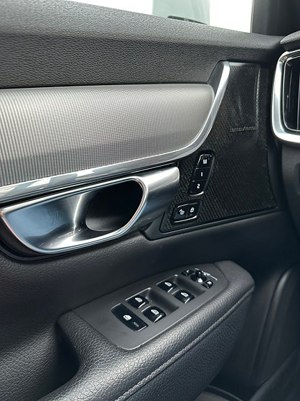 Volvo V90 Cross Country 12 of 14