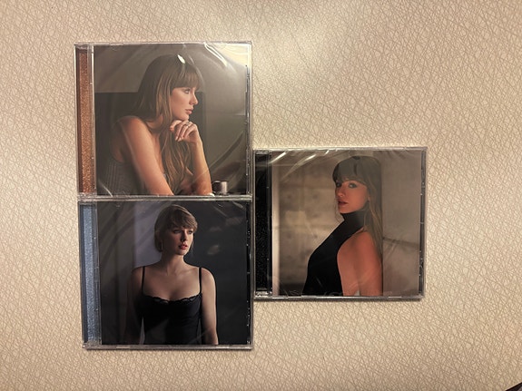 Product image 1 of 2