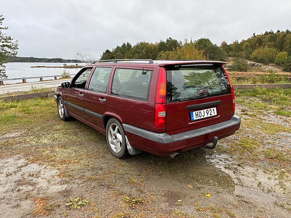 Volvo 850 2 of 7