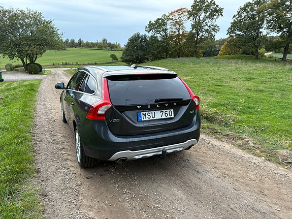 Volvo V60 3 of 9