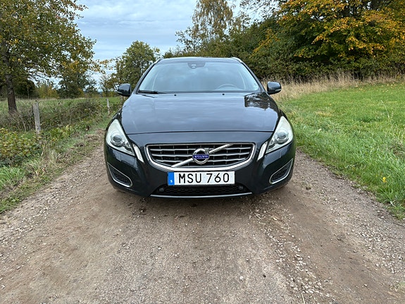 Volvo V60 6 of 9