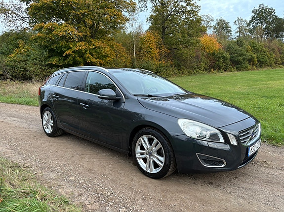 Volvo V60 5 of 9