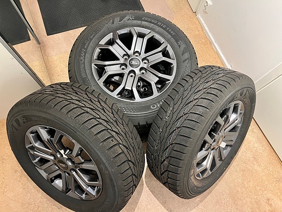 Product image 1 of 9