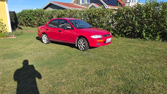 Mazda 323S