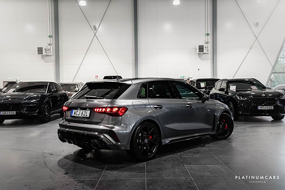 Audi RS3 2 of 28