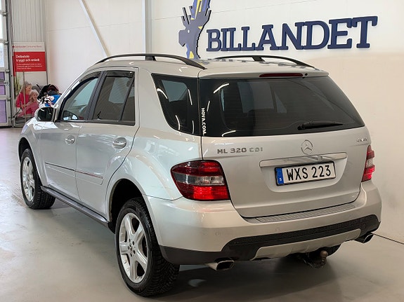 Mercedes-Benz ML 320 7 of 25