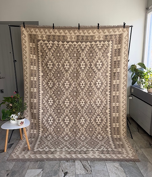 Product image 1 of 7