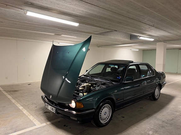 BMW 735iL 23 of 24