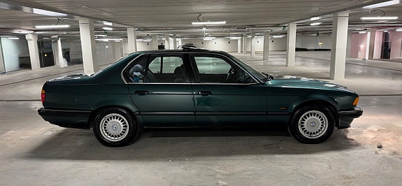 BMW 735iL 6 of 24