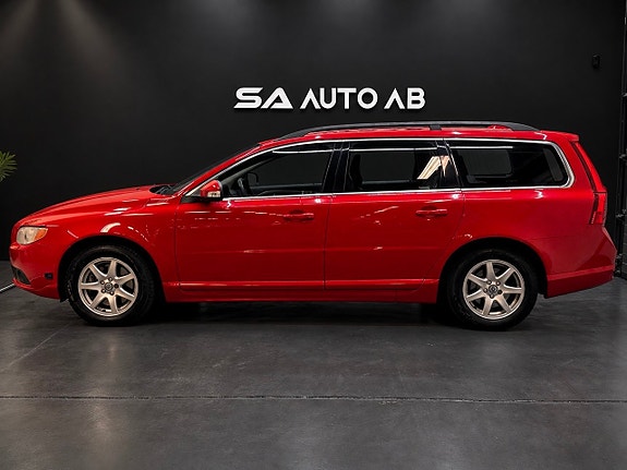Volvo V70 4 of 27