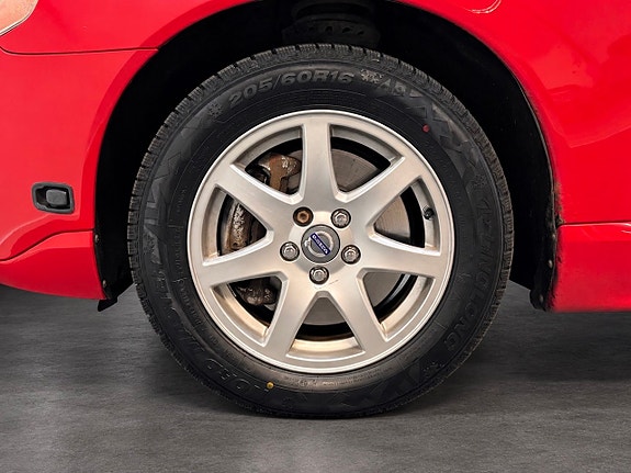Volvo V70 11 of 27
