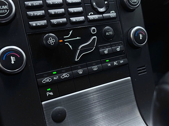 Volvo V70 21 of 27