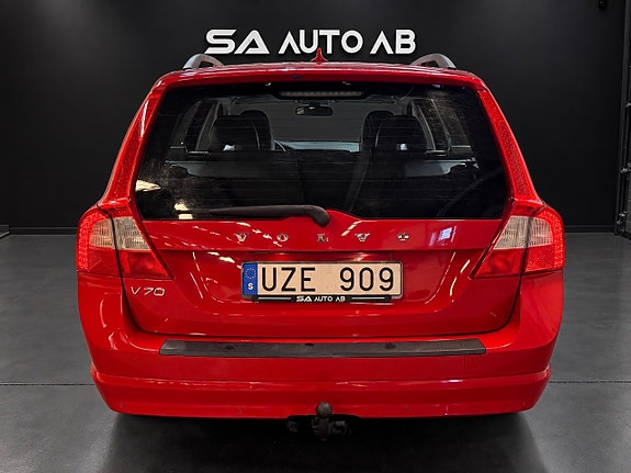 Volvo V70 8 of 27