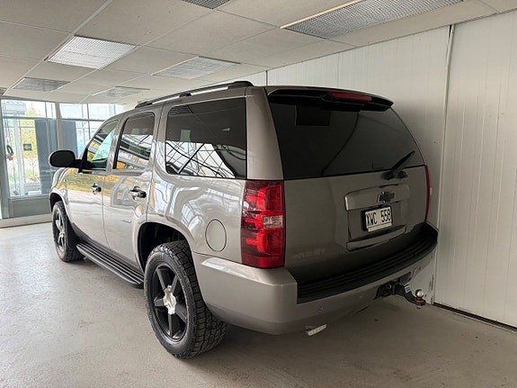 Chevrolet Tahoe 3 of 13