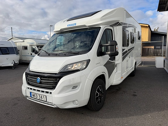 Knaus L!VE Wave 700 MEG AUTOMAT! Långbäddar & taksäng! 3500kg - B-kort AC i bodel! Stort garage! 20 of 22