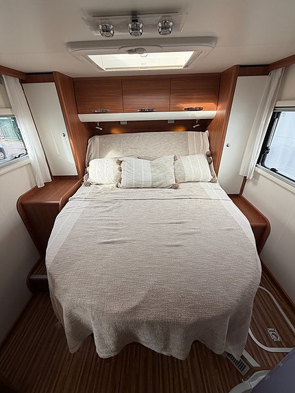 Adria Matrix Plus M 670 SC (150HK) Queensbed & taksäng! 5 bältade! Vinteranpassad! 12V takfläkt! Stort garage! 11 of 19