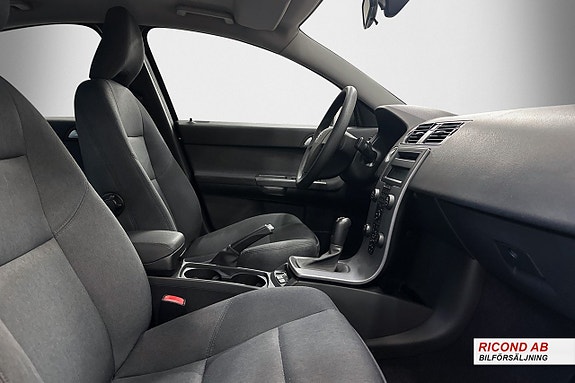 Volvo S40 12 of 18