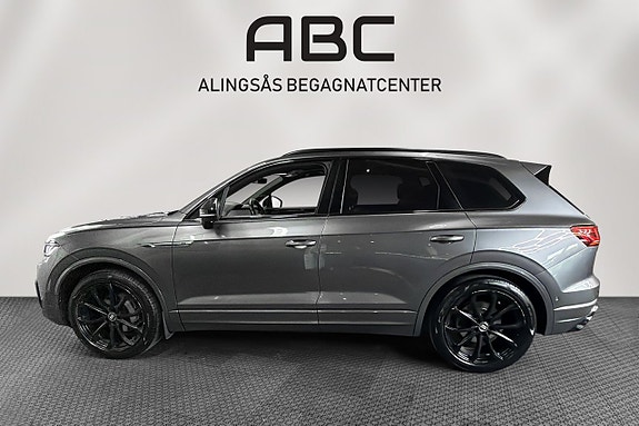 Volkswagen Touareg 2 of 30