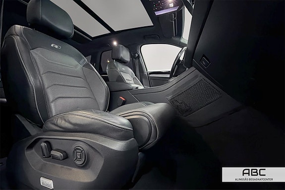 Volkswagen Touareg 15 of 30