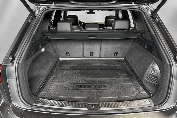 Volkswagen Touareg 12 of 30