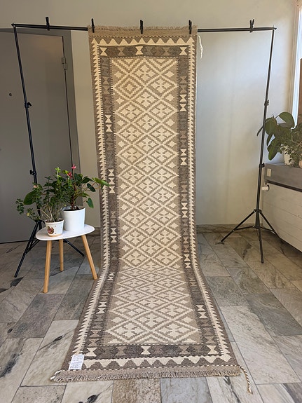 Product image 1 of 7