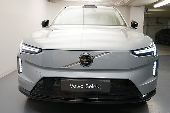 Volvo EX90 19 of 21