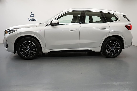 BMW X1 2 of 18