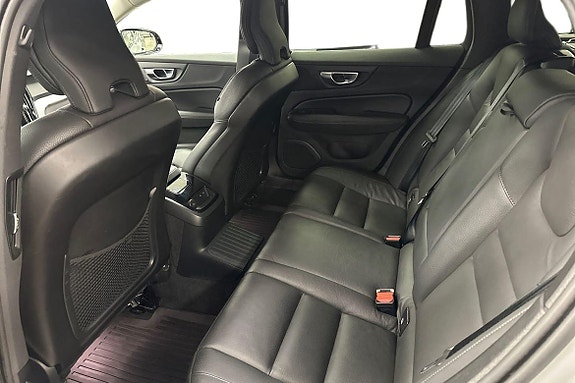 Volvo V60 21 of 28