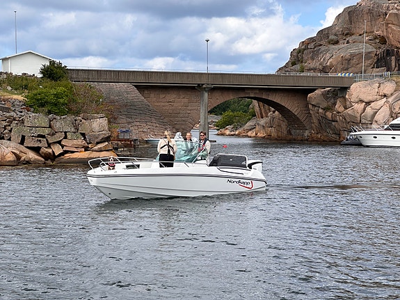 Nordkapp Enduro 705 (2015) | Evinrude G2 250 H.O. | Varmhall | Full service 3 of 5