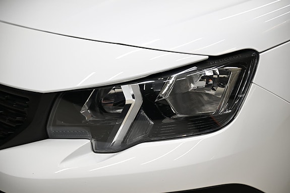 Peugeot Partner 4 of 30