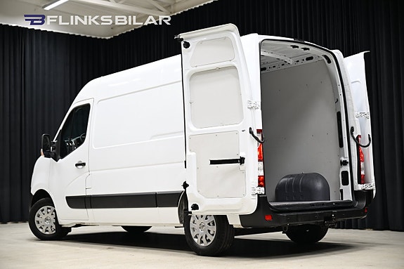 Nissan Interstar 7 of 28