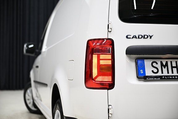 Volkswagen Caddy Maxi 10 of 26