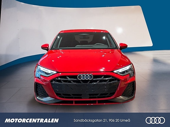 Audi A3 4 of 18