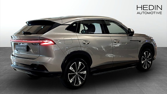 MG HS 2 of 12