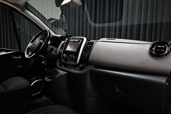 Renault Trafic 27 of 29
