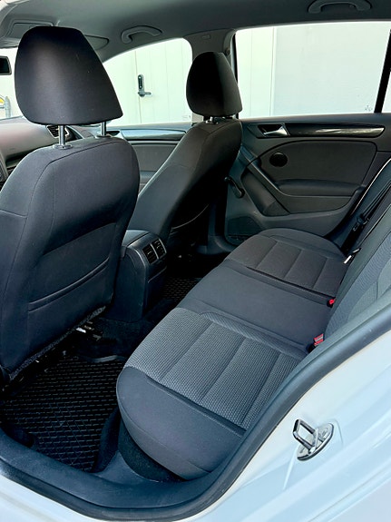 Volkswagen Golf VI 6 of 7