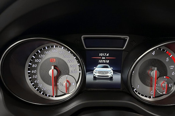 Mercedes-Benz GLA 220 d 16 of 21