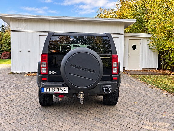 Hummer H3 3 of 5