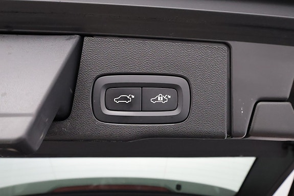 Volvo XC60 28 of 28