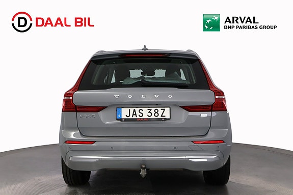 Volvo XC60 7 of 28