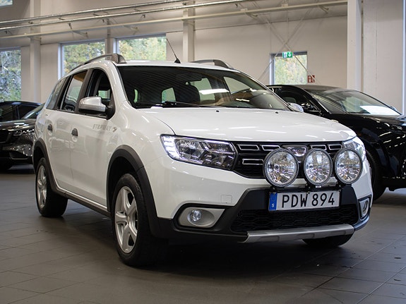 Dacia Logan Stepway 2 of 15