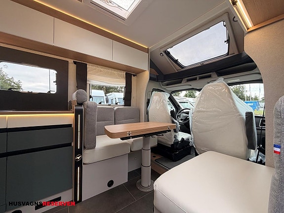Pilote 690 GJ Atlas 9 of 25