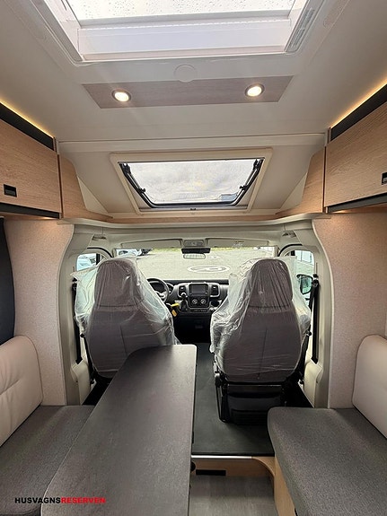 Pilote JOA 75 TB 12 of 23