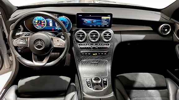 Mercedes-Benz 300 C 10 of 13