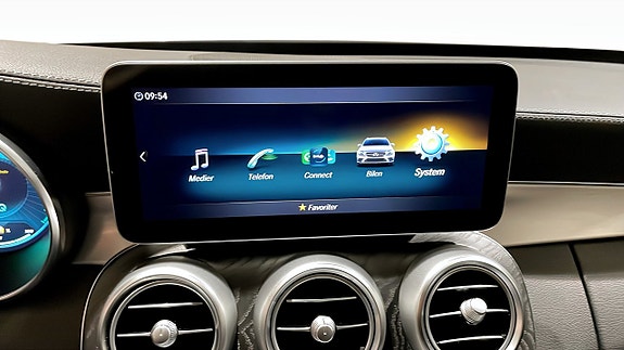 Mercedes-Benz 300 C 9 of 13