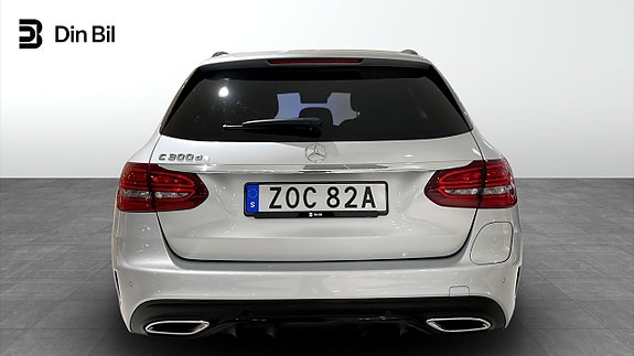 Mercedes-Benz 300 C 5 of 13