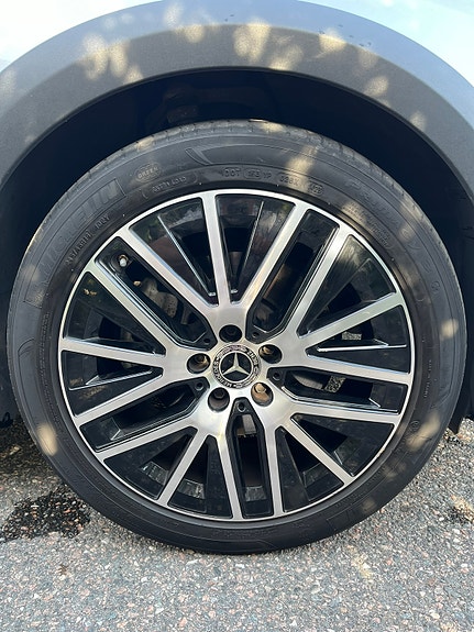 Mercedes-Benz E 220 d 13 of 13