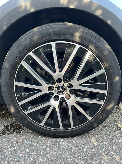 Mercedes-Benz E 220 d 12 of 13