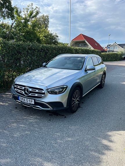 Mercedes-Benz E 220 d 4 of 13