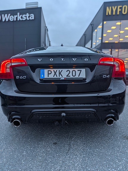 Volvo S60 10 of 14